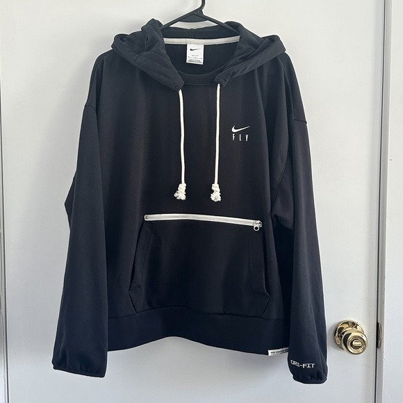Nike Standard Issue Dri-FIT Black Pullover Hoodie Women's XL - Picture 1 of 7